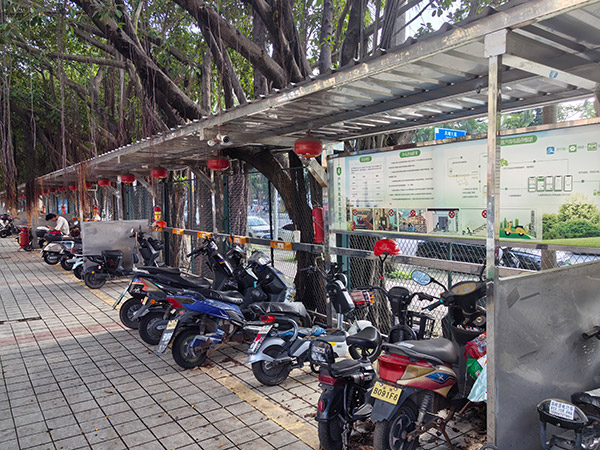 電動車不銹鋼雨棚安裝